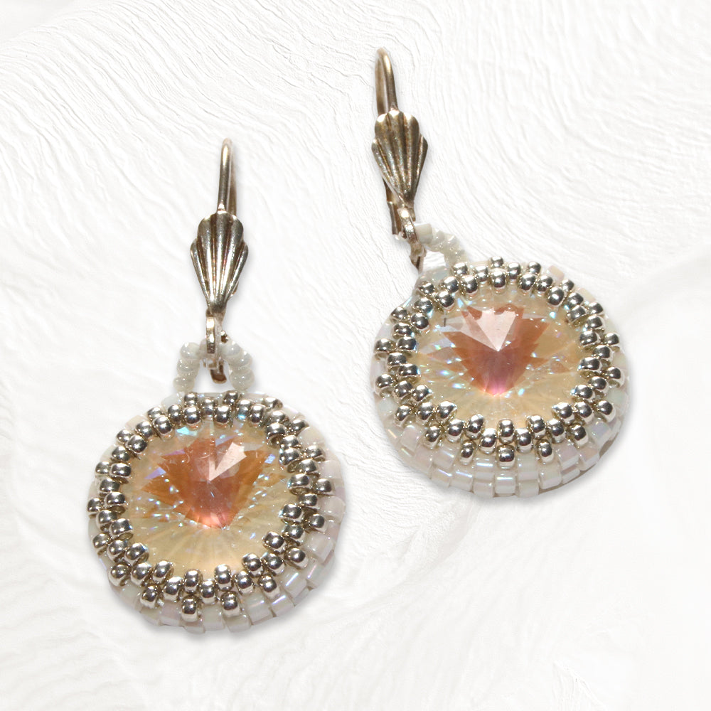 Boucles d'oreilles Cœur de Marie artisanales en perles Miyuki et cabochon Swarovski 1,4cm,